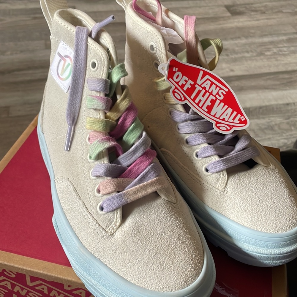 Vans Sentry Wc Pastel Pop Women’s High Top Suede Snea… Gem